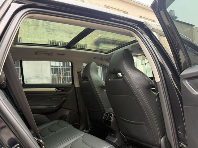 Skoda Kodiaq 2022 TSI330 5-Seater 2WD Luxury Edition – фото 6