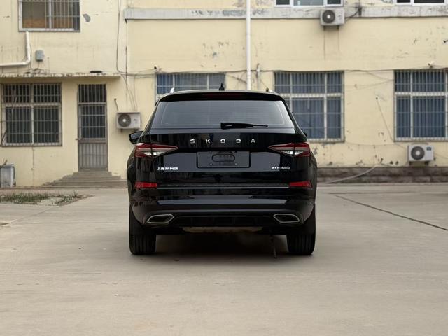 Skoda Kodiaq 2022 TSI330 5-Seater 2WD Luxury Edition – фото 8