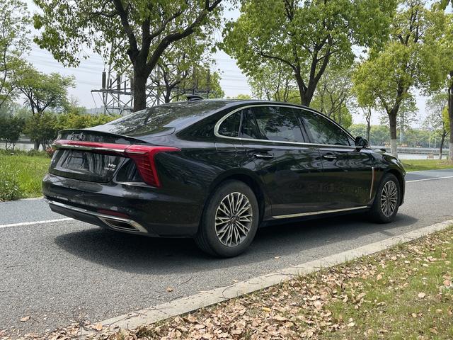 Hongqi H5 2023 1.5T DCT Smart Connect Flag Joy – фото 6