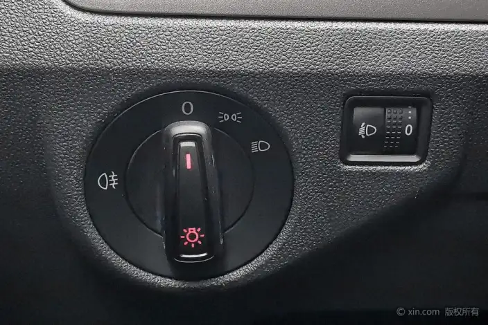 Volkswagen Lavida 2019 Model Voyage 1.5L Automatic Fashion edition China VI – фото 3