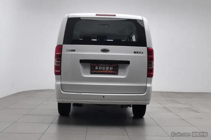 Refine M3 2019 Model 1.8L 7 seat Elite Edition – фото 3