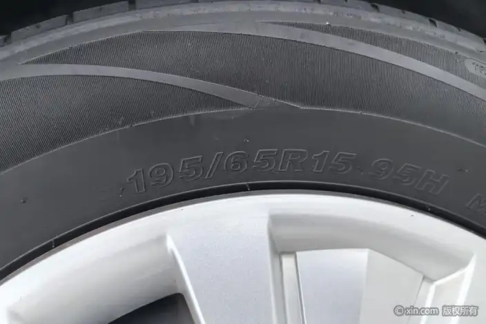 Refine M3 2019 Model 1.8L 7 seat Elite Edition – фото 10
