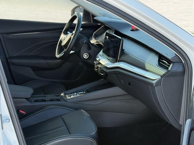 Skoda Octavia 2021 Pro TSI280 DSG Luxury Edition – фото 12