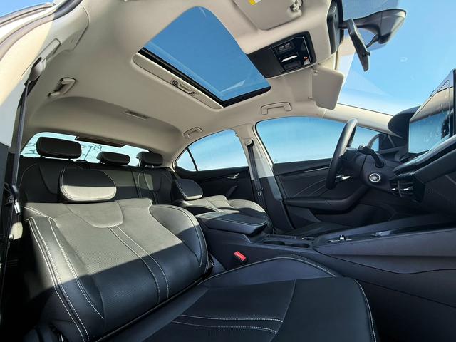 Skoda Octavia 2021 Pro TSI280 DSG Luxury Edition – фото 16