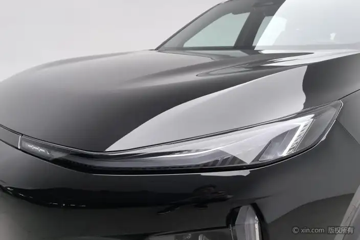 Geely Galaxy L7 2023 Model 1.5T DHT 115km PLUS – фото 7