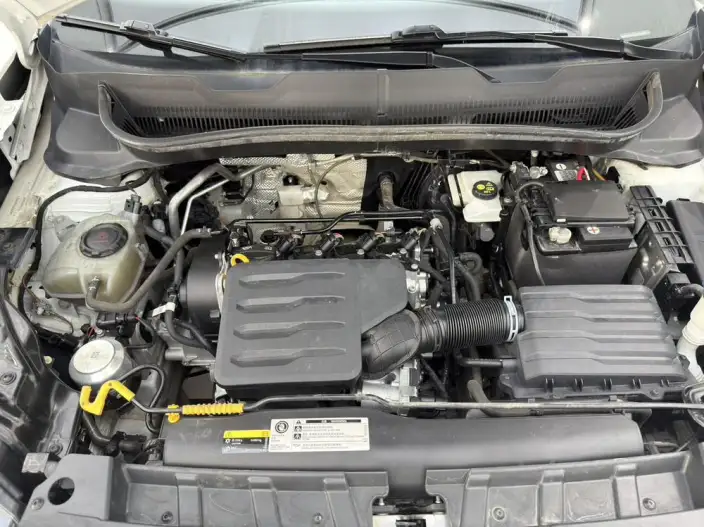Volkswagen T-Cross 2023 Model Facelift 1.5L Automatic Fashion edition – фото 7