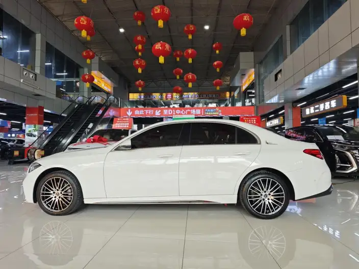 Mercedes-Benz C-Class 2024 Model C 260 L Sports Edition – фото 4