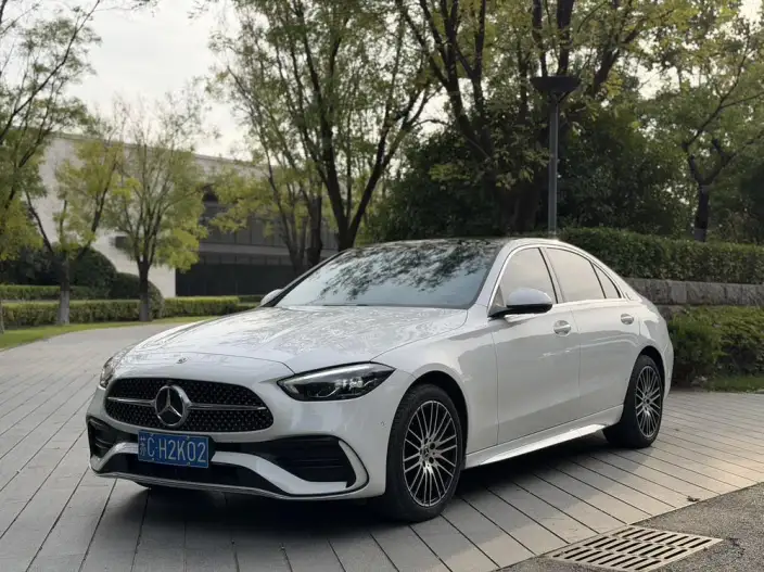 Mercedes-Benz C-Class 2025 Model C 260 L Sports Edition – фото 1