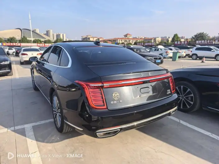 HONGQI H9 2020 Model 2.0T Flag Enjoy Edition