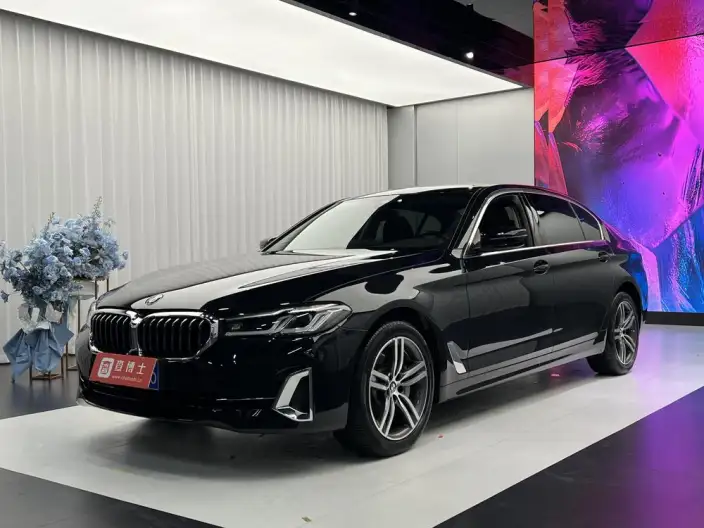 BMW 5 Series 2022 Model 530Li Executive Model M Sports Set – фото 1