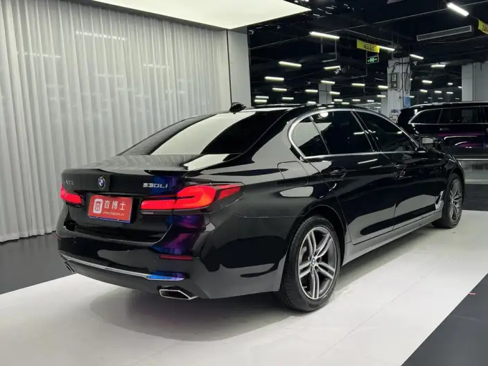 BMW 5 Series 2022 Model 530Li Executive Model M Sports Set – фото 6