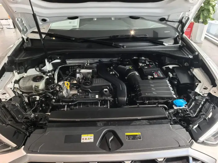AUDI Q3 2023 Model 35 TFSI Enterprising Dynamic Model 1.5T – фото 6