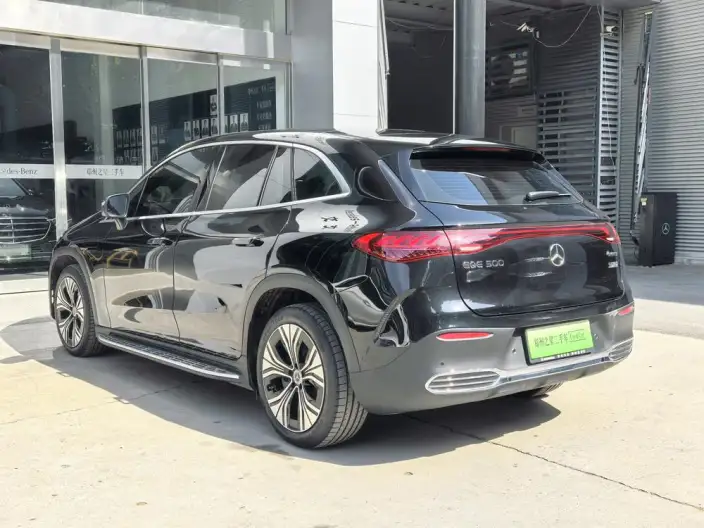 Mercedes-Benz EQE SUV 2024 Model EQE SUV 500 4MATIC Deluxe Edition – фото 4