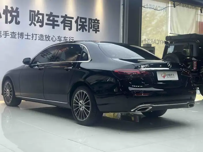 Mercedes-Benz E-Class 2022 Model E 260 L sedan – фото 4