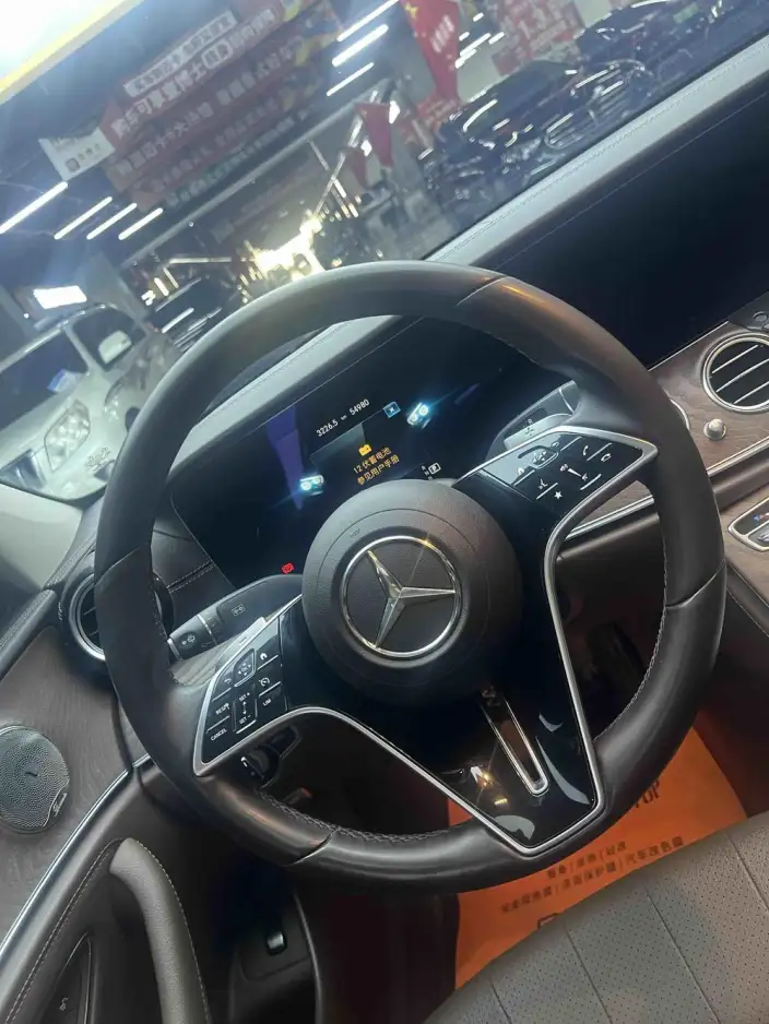 Mercedes-Benz E-Class 2022 Model E 260 L sedan – фото 7