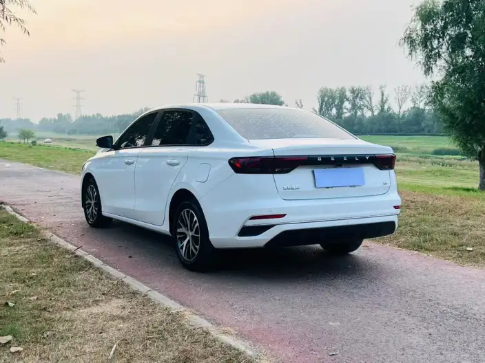 Geely Emgrand 2023 Model No. 4 Gen Champion Edition 1.5L CVT Luxury Model – фото 5