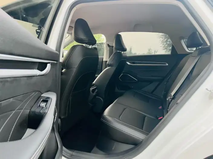 Geely Emgrand 2023 Model No. 4 Gen Champion Edition 1.5L CVT Luxury Model – фото 10