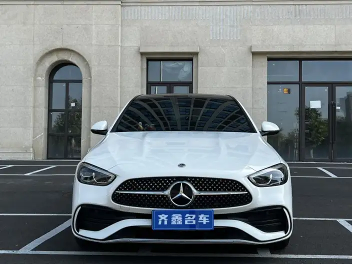 Mercedes-Benz C-Class 2022 Model C 260 L Sports Edition – фото 2