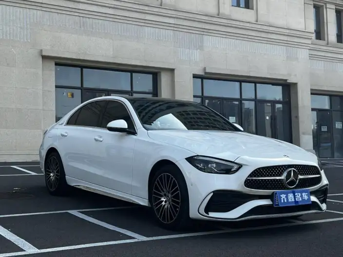 Mercedes-Benz C-Class 2022 Model C 260 L Sports Edition – фото 3