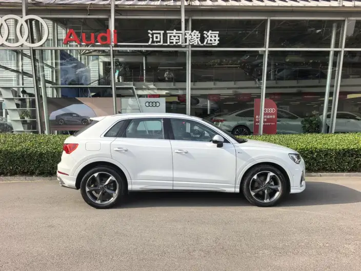 AUDI Q3 2023 Model 35 TFSI Fashion Dynamic Model 1.5T – фото 5