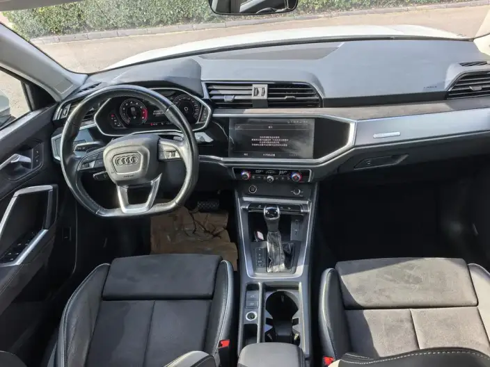 AUDI Q3 2023 Model 35 TFSI Fashion Dynamic Model 1.5T – фото 8