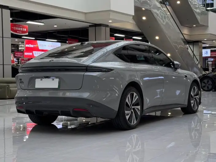 NIO ET5 2022 Model 75kWh – фото 7