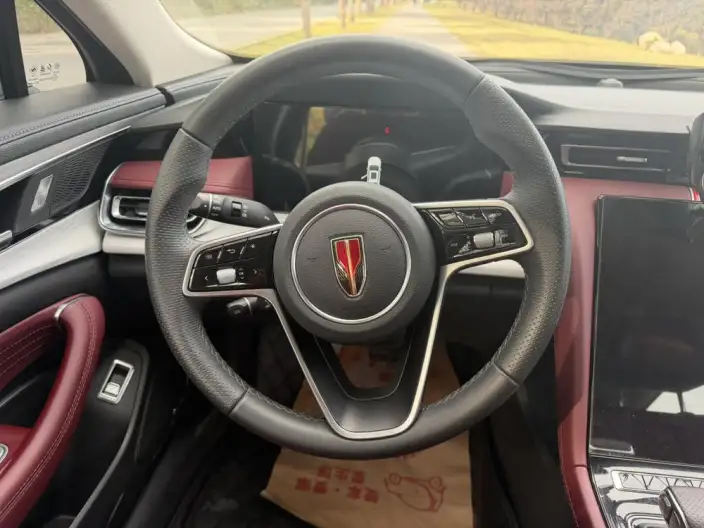 Hongqi H5 2025 Model 2.0T Automatic Flag Enjoy Edition – фото 10