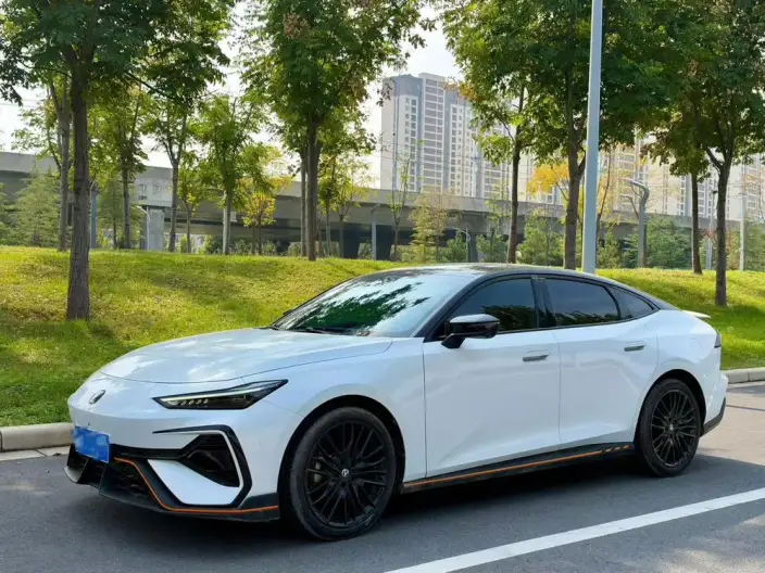 Changan UNI-V 2025 Model 1.5T 500Bar High Power Sports Edition – фото 1