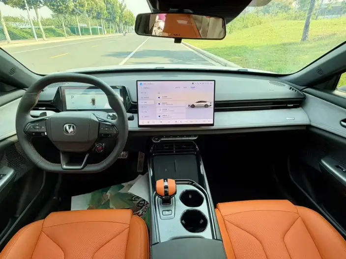 Changan UNI-V 2025 Model 1.5T 500Bar High Power Sports Edition – фото 6