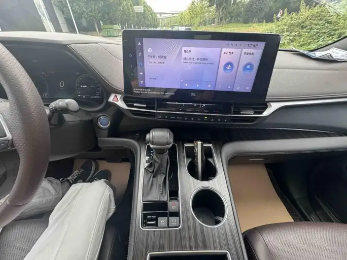 Toyota Sienna 2021 Model 2.5L Hybrid Platinum edition – фото 5