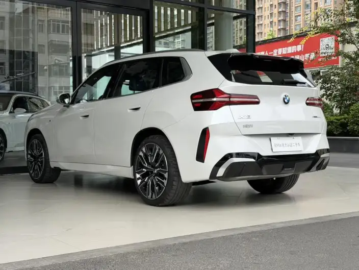 BMW X3 2025 Model xDrive30L Exclusive Model M Sports Set – фото 5