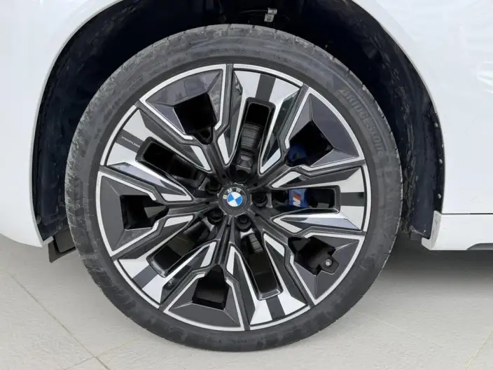 BMW X3 2025 Model xDrive30L Exclusive Model M Sports Set – фото 8