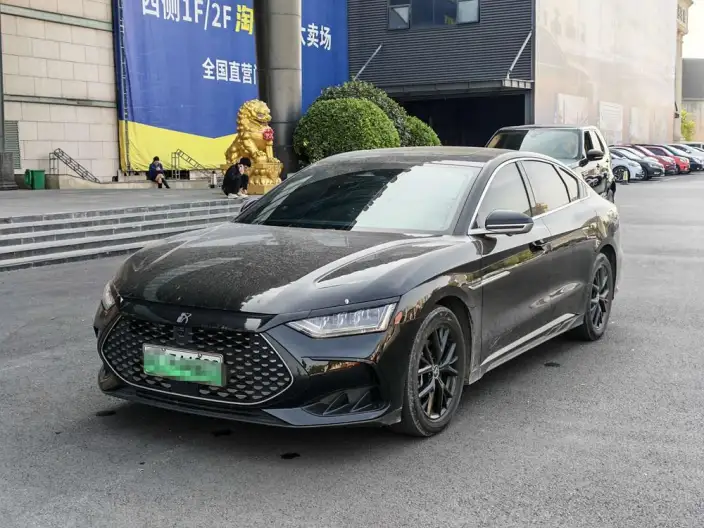 BYD Han DM 2024 Model DM-i Honor Edition 121KM Noble Model – фото 1