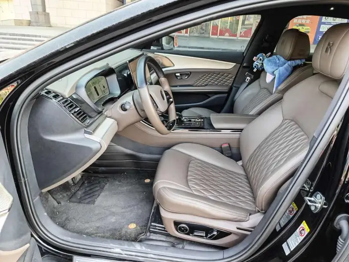 BYD Han DM 2024 Model DM-i Honor Edition 121KM Noble Model – фото 9