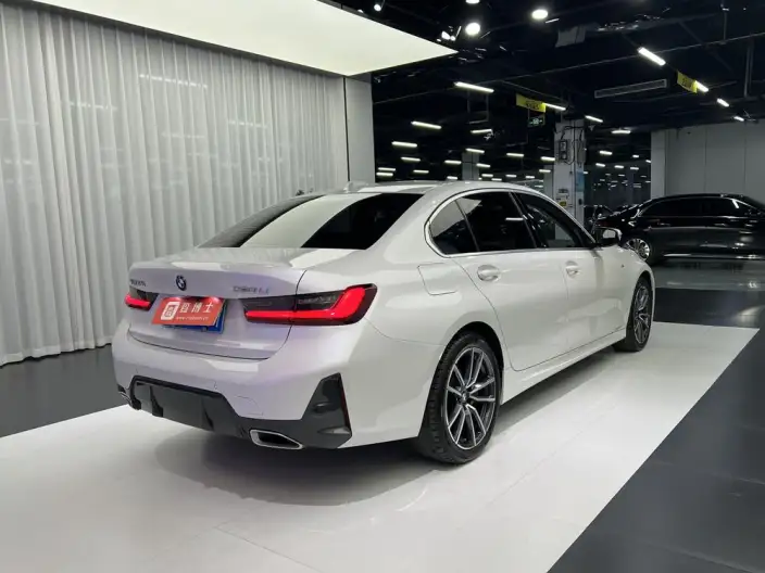 BMW 3 Series 2023 Model 320Li M Sports Set – фото 6