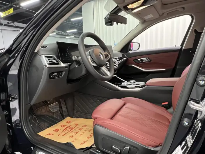 BMW 3 Series 2023 Model 320Li M Sports Set – фото 9