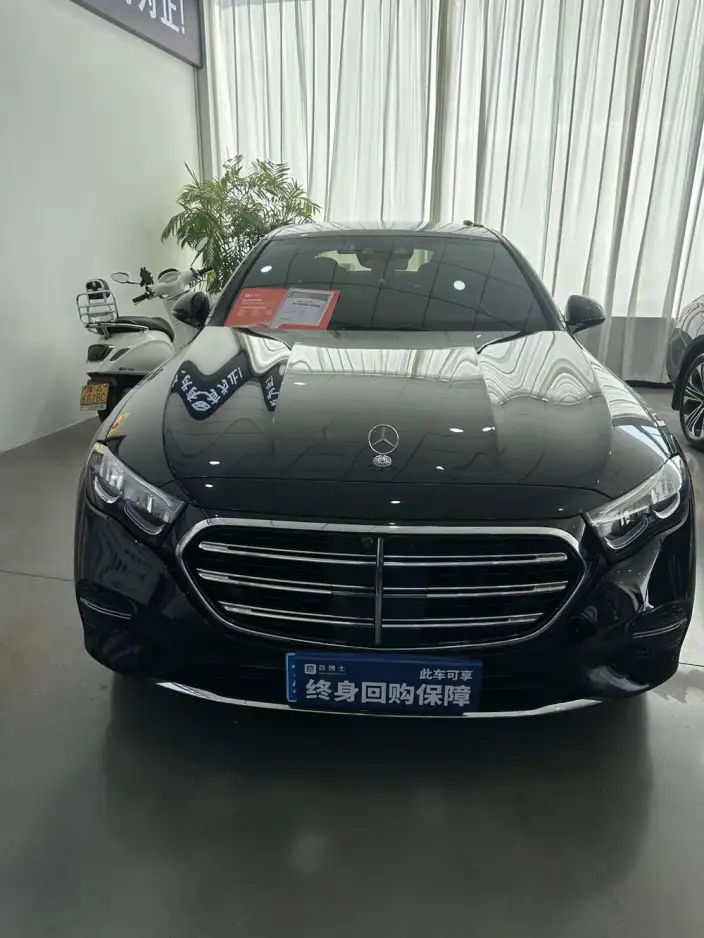 Mercedes-Benz E-Class 2024 Model E 300 L Luxury Model sedan – фото 2