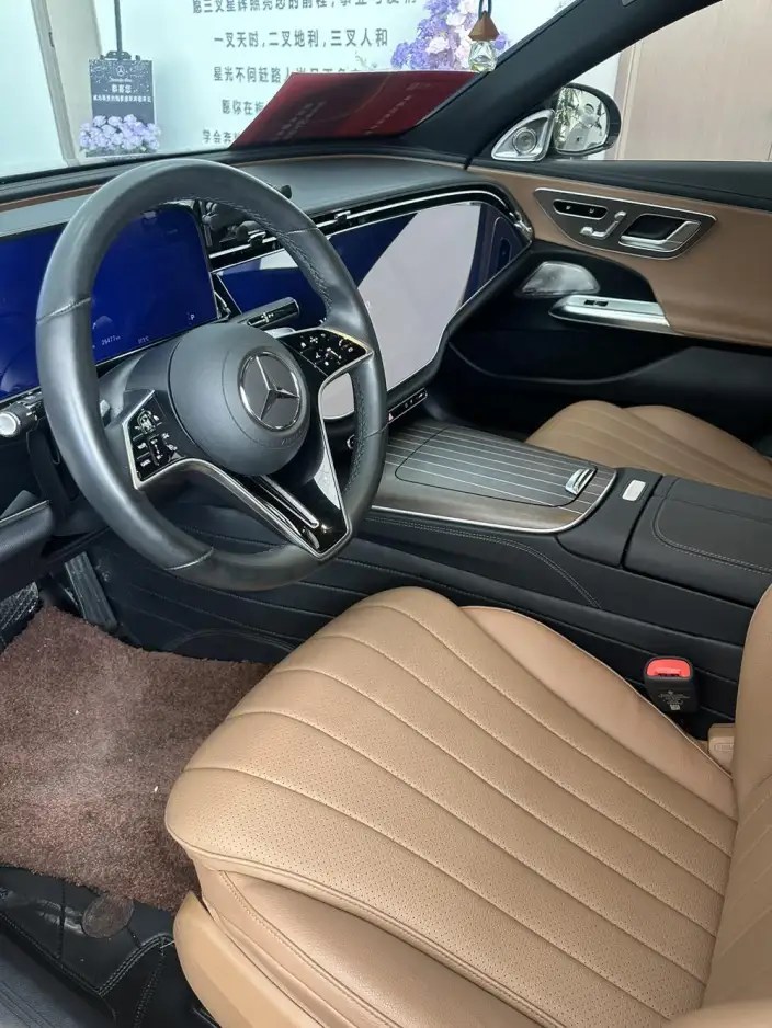 Mercedes-Benz E-Class 2024 Model E 300 L Luxury Model sedan – фото 7
