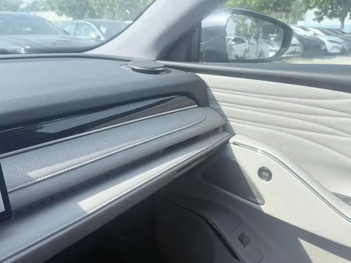 Geely Galaxy E8 PHEV 2025 Model 130km EM-P Galaxy Edition – фото 7