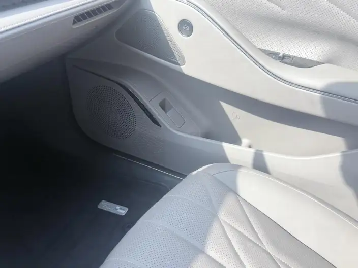 Geely Galaxy E8 PHEV 2025 Model 130km EM-P Galaxy Edition – фото 10