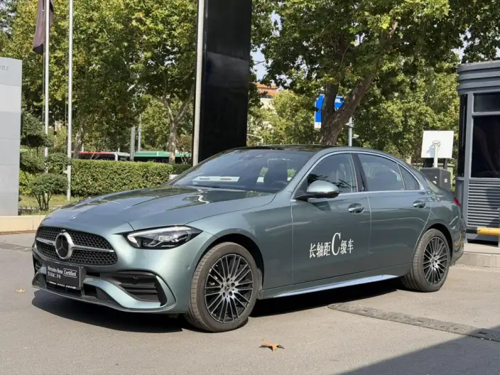 Mercedes-Benz C-Class 2026 Model C 260 L Sports sedan – фото 1
