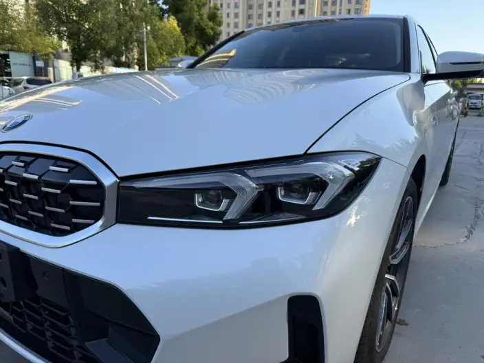 BMW 3 Series 2026 Model 325Li M Sports Set – фото 9