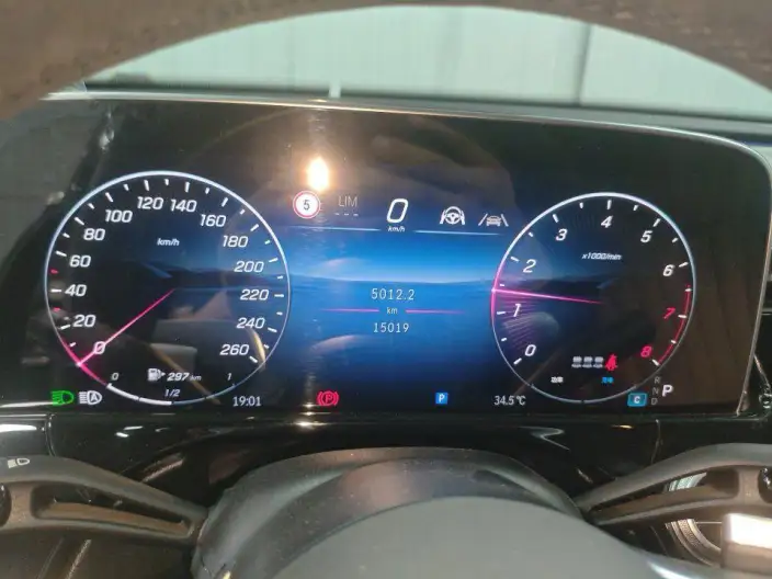 Mercedes-Benz E-Class 2025 Model E 300 L Luxury Model sedan – фото 6