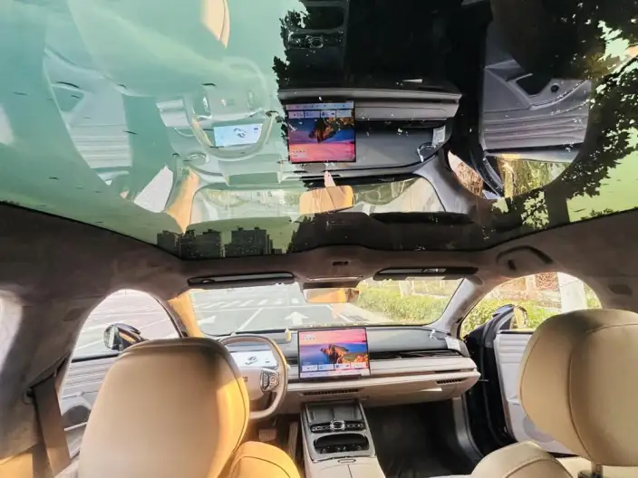 Geely Galaxy E8 PHEV 2025 Model 130km EM-P Galaxy Edition – фото 8