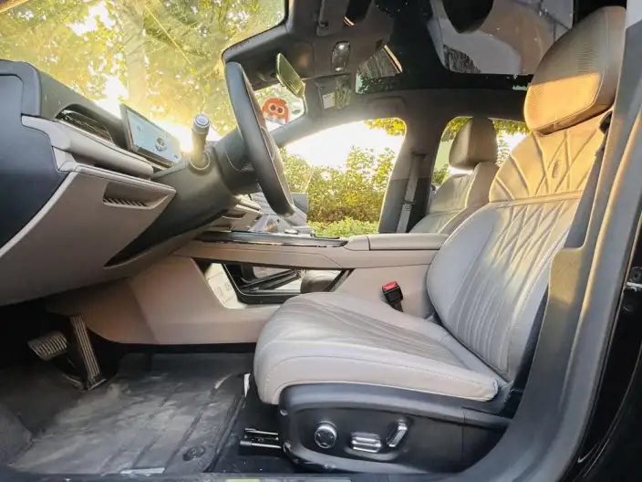 Geely Galaxy E8 PHEV 2025 Model 130km EM-P Galaxy Edition – фото 9