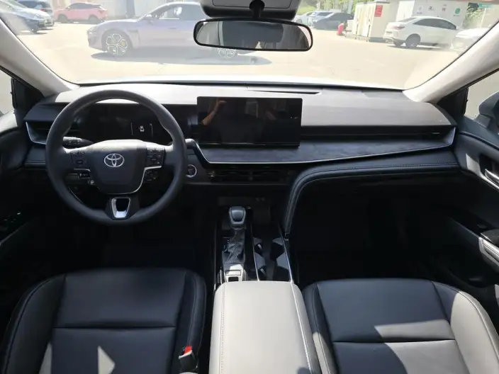 Toyota Camry 2024 Model 2.0E Elite Edition – фото 8
