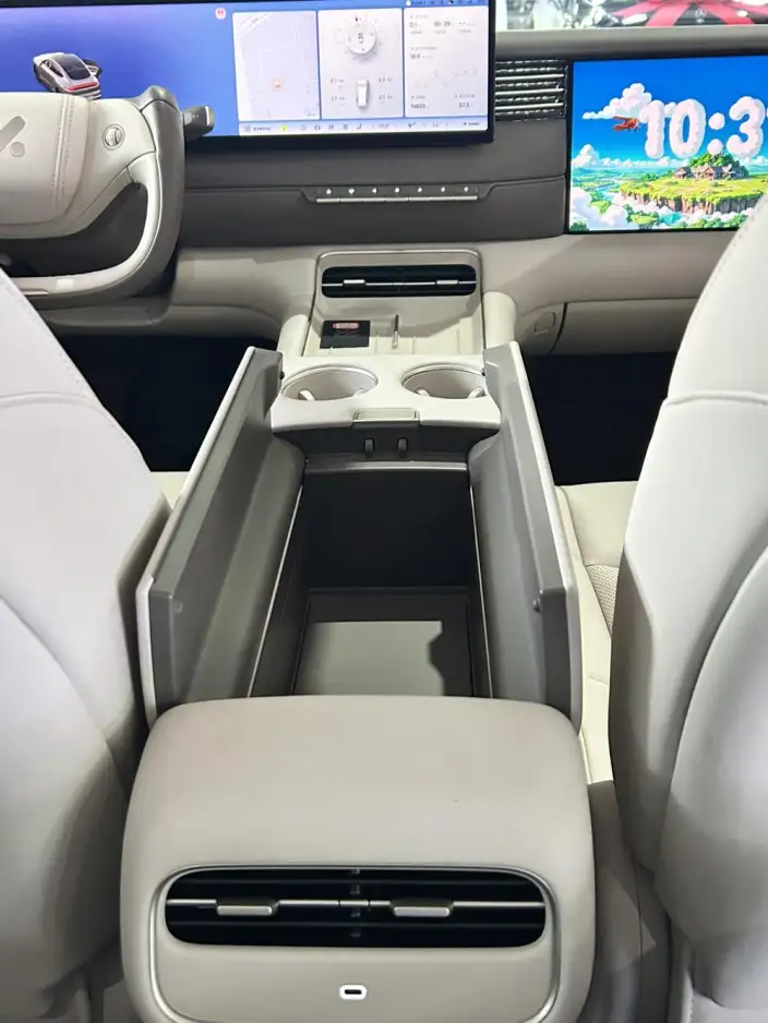 IM LS6 2026 Model EV Max – фото 9