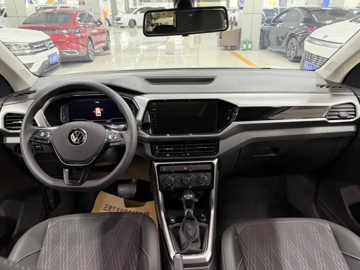 Volkswagen T-Cross 2022 Model 1.5L Automatic Fashion edition – фото 7