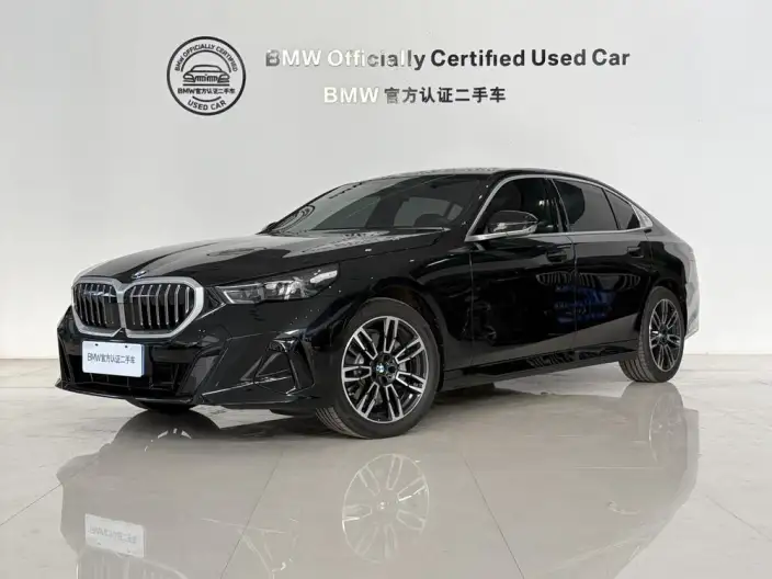 BMW 5 Series 2026 Model 530Li Leading Model M Sports Set – фото 1