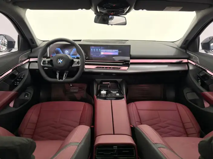 BMW 5 Series 2026 Model 530Li Leading Model M Sports Set – фото 8